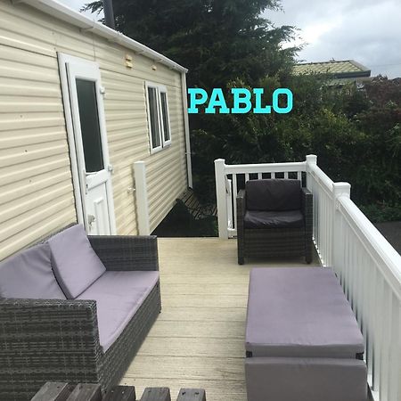 Towyn Six Berth En Suite Caravan Rhyl Exterior foto